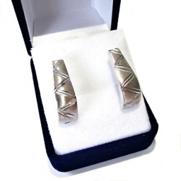 Dámské stříbrné náušnice 20mm zdobené Rhodium