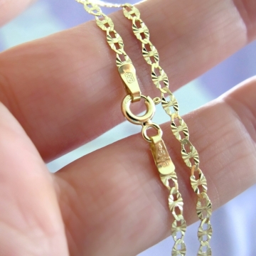 Zlatý řetízek zdobený rytinou 2,8mm 1,85g 45cm