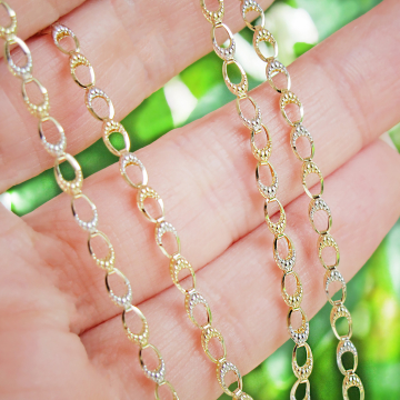 Luxusní zlatý náhrdelník s...