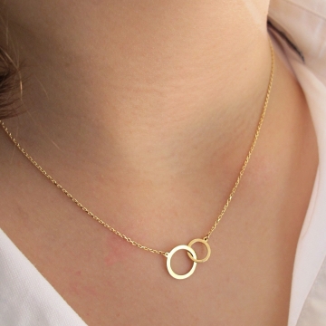 Zlatý dámský náhrdelník...